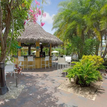 Ramada By Wyndham Fort Lauderdale Airport/Cruise Port-2