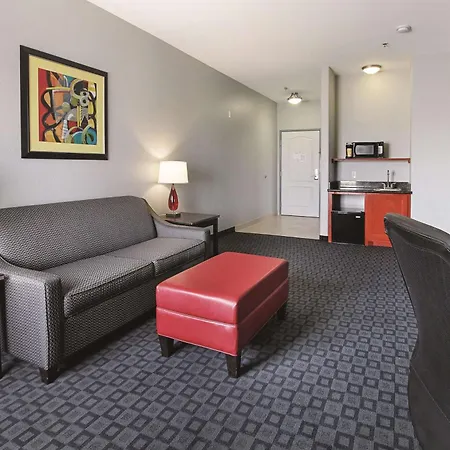 La Quinta Inn & Suites By Wyndham South Dallas - Hutchins-2