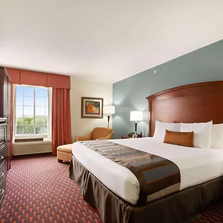 Wingate By Wyndham San Marcos-2