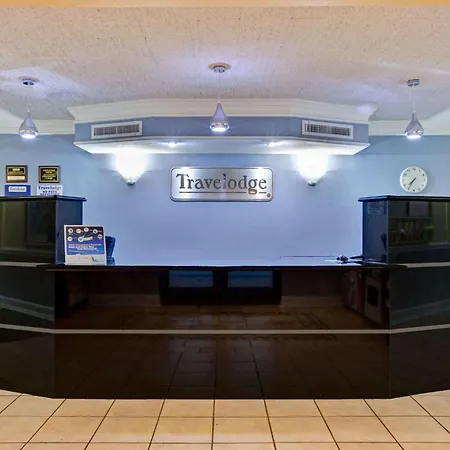 Travelodge By Wyndham North Richland Hills/Dallas/Ft Worth-2