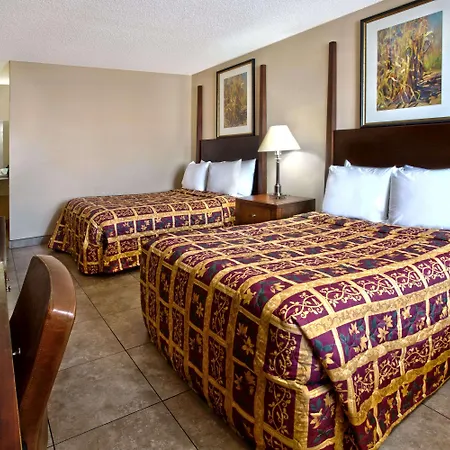 Knights Inn Orlando-2