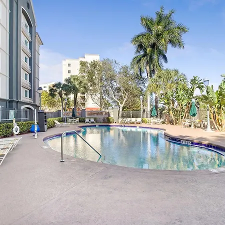 La Quinta By Wyndham Ft. Lauderdale Airport-2