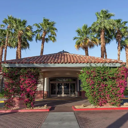Hilton Garden Inn Palm Springs/Rancho Mirage-3
