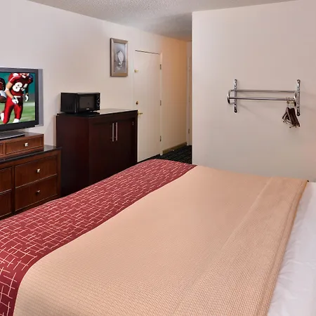 Red Roof Inn Arcata-3