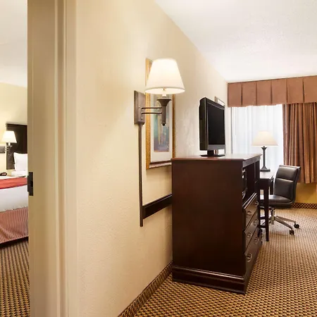 Hampton Inn Jacksonville I-95-South-2