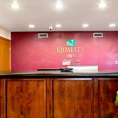 Quality Inn Three Rivers-3