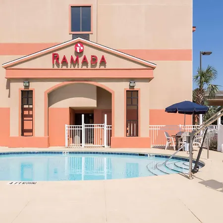 Ramada By Wyndham Panama City-3
