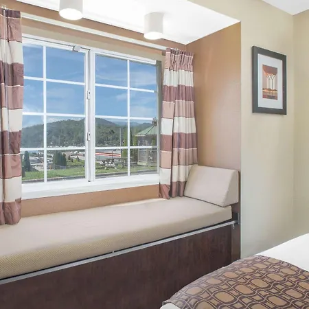 Microtel Inn & Suites By Wyndham Franklin-3