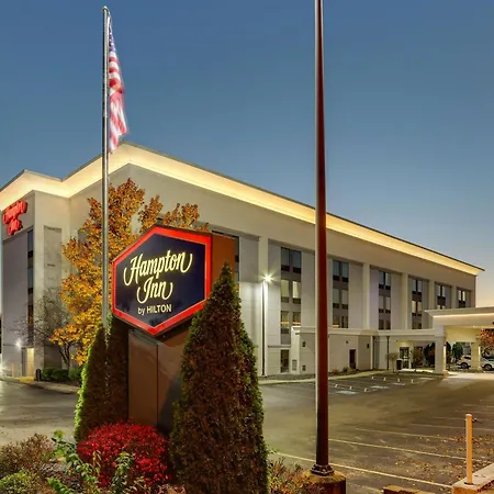 Hampton Inn Springfield-2