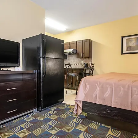 Quality Inn & Suites Glenmont - Albany South-3