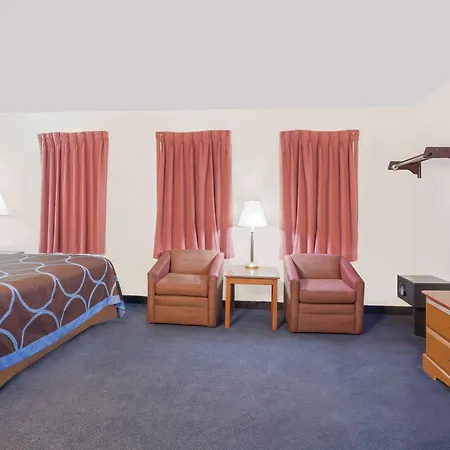 Super 8 By Wyndham Middletown-2