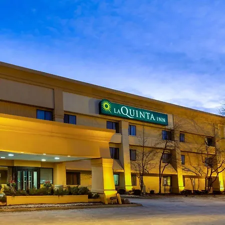 La Quinta Inn By Wyndham Chicago Willowbrook-2