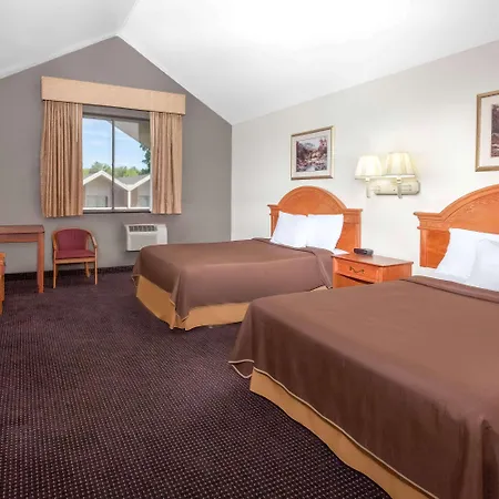 Travelodge By Wyndham Jackson-3