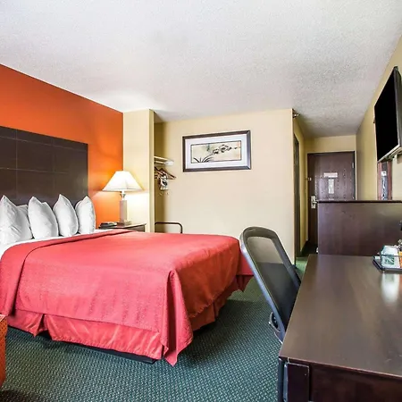 Quality Inn Morton At I-74-3