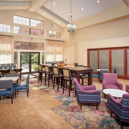 Hampton Inn & Suites Binghamton/Vestal-3