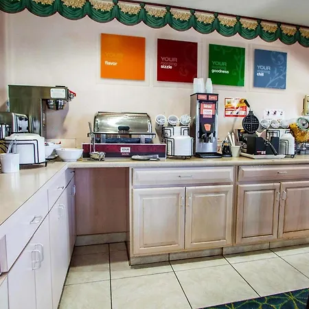 Quality Inn Arcola-2