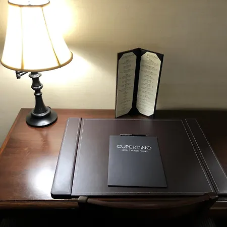 Cupertino Hotel-3