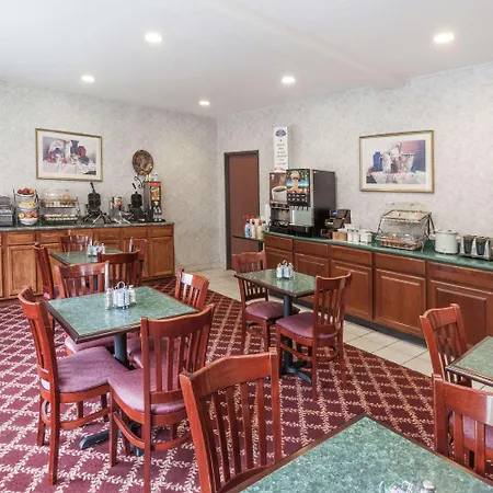Baymont By Wyndham New Buffalo-3