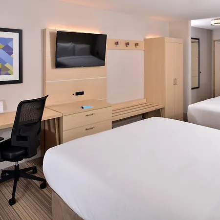 Holiday Inn Express Hotel & Suites Cincinnati - Mason By Ihg-2