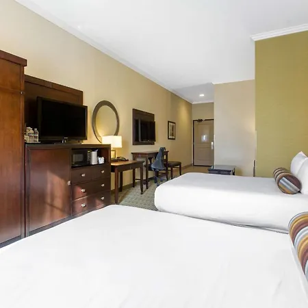 The Oaks Hotel & Suites-2