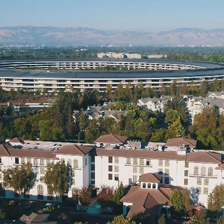 Hilton Garden Inn Cupertino-2