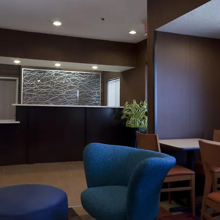 Wingate By Wyndham Gurnee-2