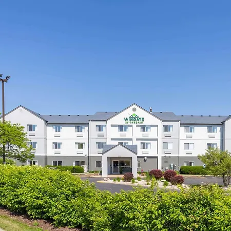 Wingate By Wyndham Gurnee-3