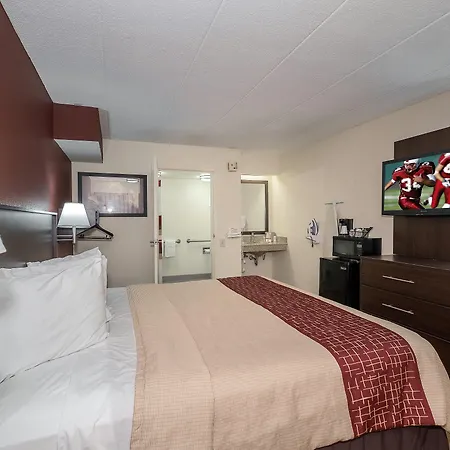 Red Roof Inn Toledo - Maumee-2