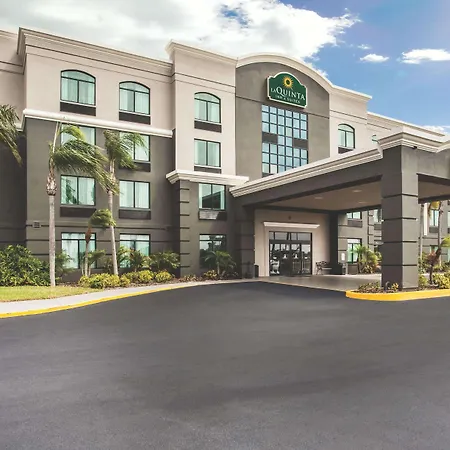 Comfort Inn & Suites Clearwater South-2