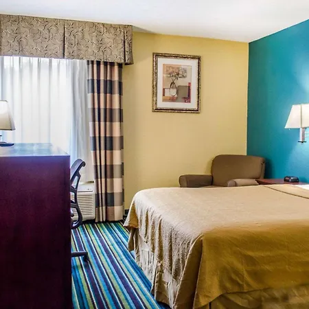Quality Inn & Suites Medina - Akron West-2