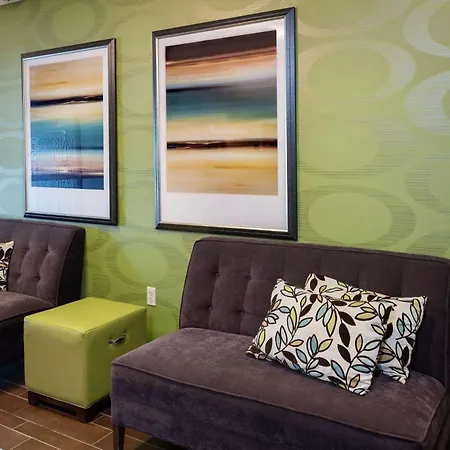 Hampton Inn East Lansing-3