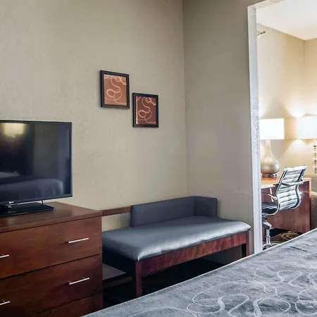Comfort Suites Pineville - Ballantyne Area-3