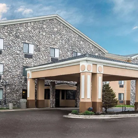 Econo Lodge Inn & Suites Monroe-2