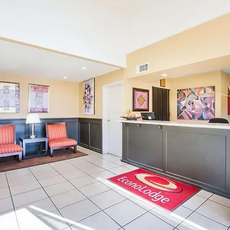 Econo Lodge Inn & Suites Lodi - Wine Country Area-3
