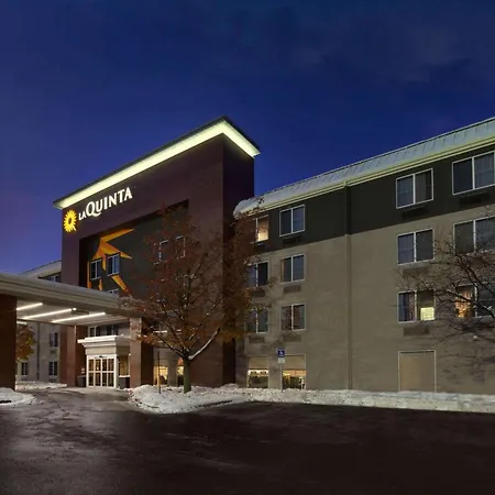 La Quinta By Wyndham Detroit Utica-2