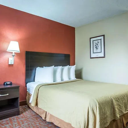 Quality Inn & Suites Monroe-2