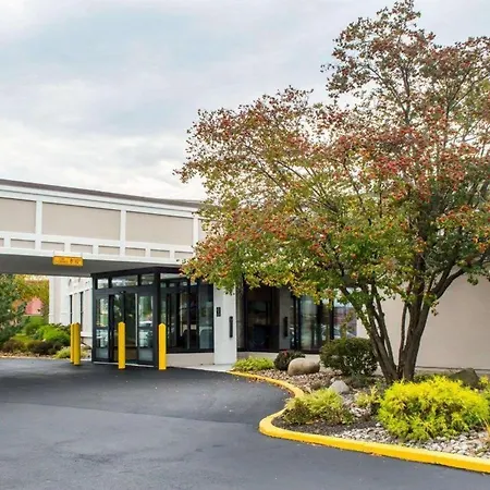 Quality Inn Geneseo-2