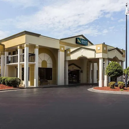 Quality Inn & Suites Mooresville-Lake Norman-2