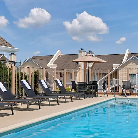Sonesta Simply Suites Cleveland Westlake-3