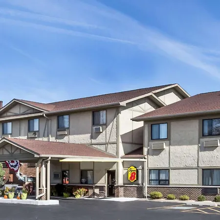 Super 8 By Wyndham Ottawa Starved Rock-3