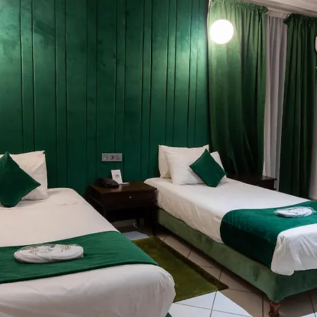 Hotel Majestic-2