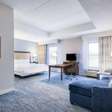 Hampton Inn Mount Airy-3