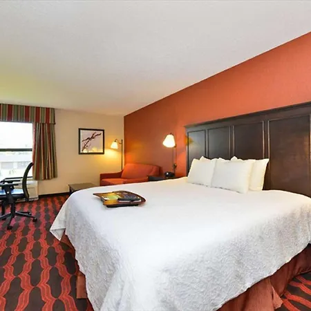 Hampton Inn Sturgis-2