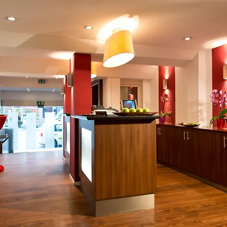 Leonardo Hotel Frankfurt City Center-3