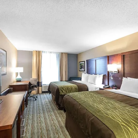 Comfort Inn Bay City - Riverfront-2