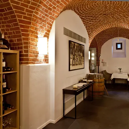 Great Polonia The Granary La Suite Hotel-3