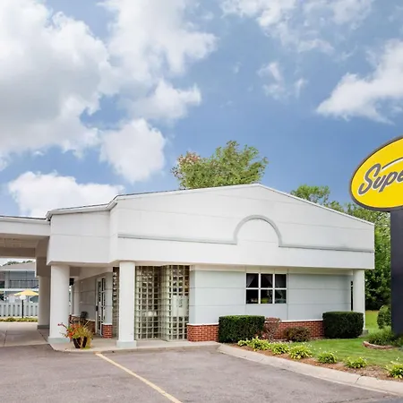 Super 8 By Wyndham Stevensville St Joseph-3