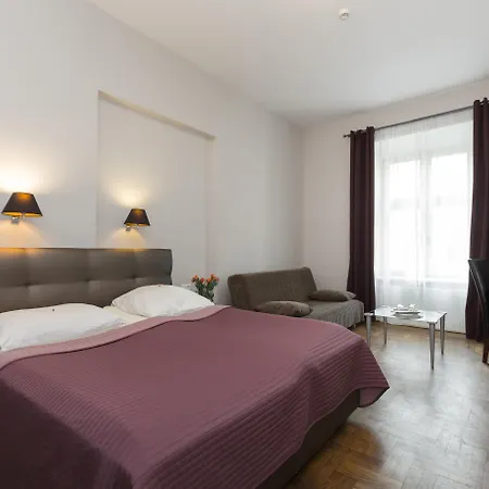 Hotel Floryan Old Town-3
