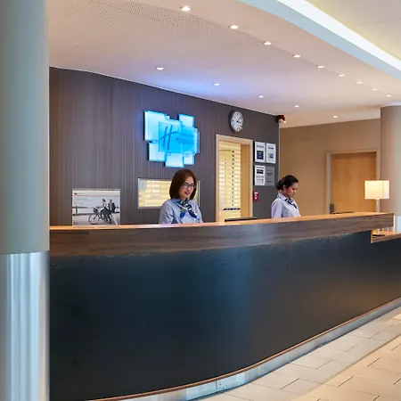 Holiday Inn Express Berlin City Centre West-3