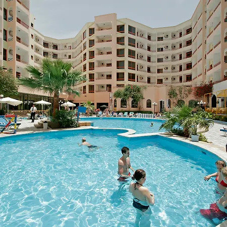 Empire Hotel Aqua Park - Couples And Families-2
